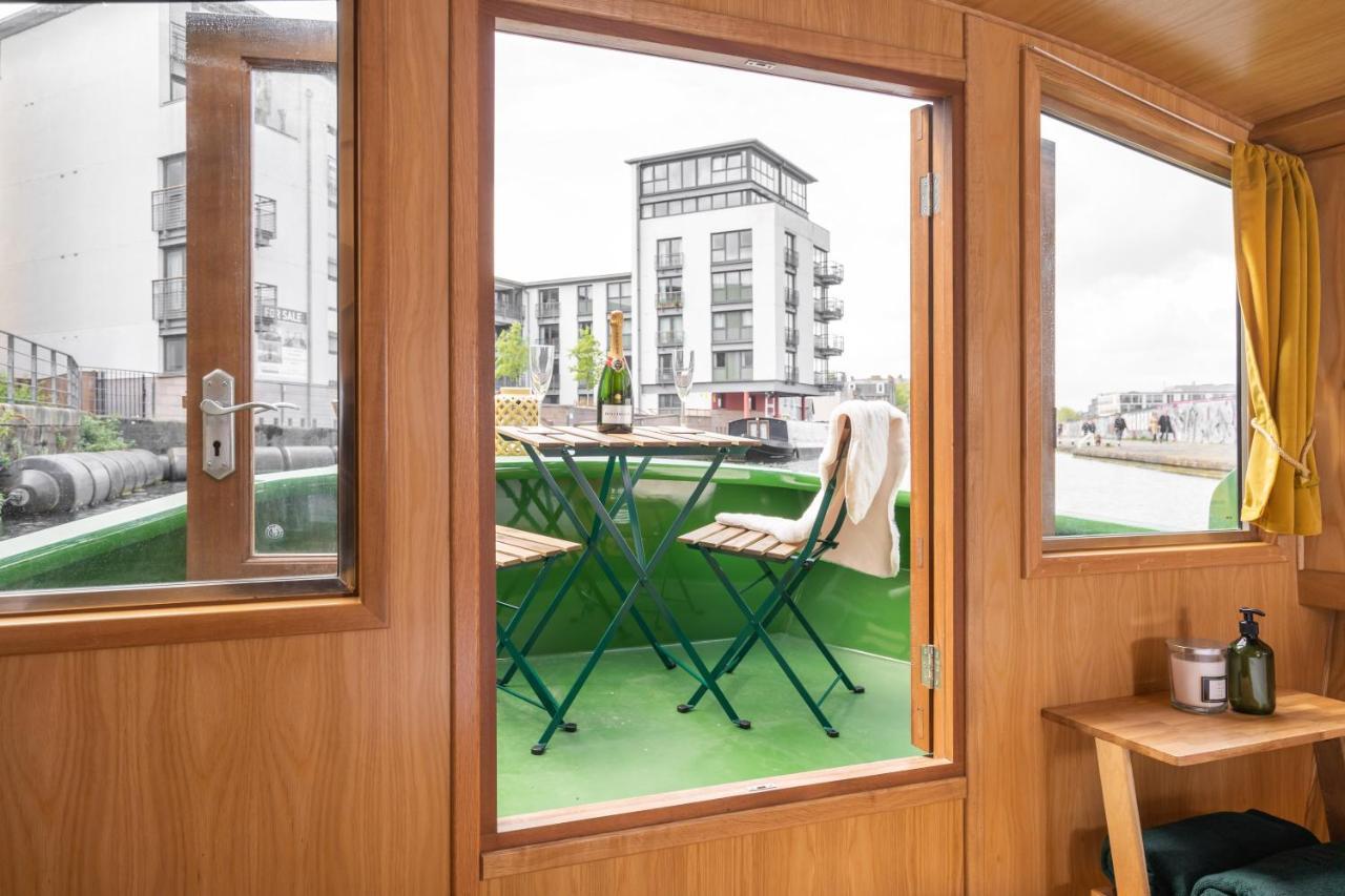 Edinburgh - Houseboats Hotel Exterior photo