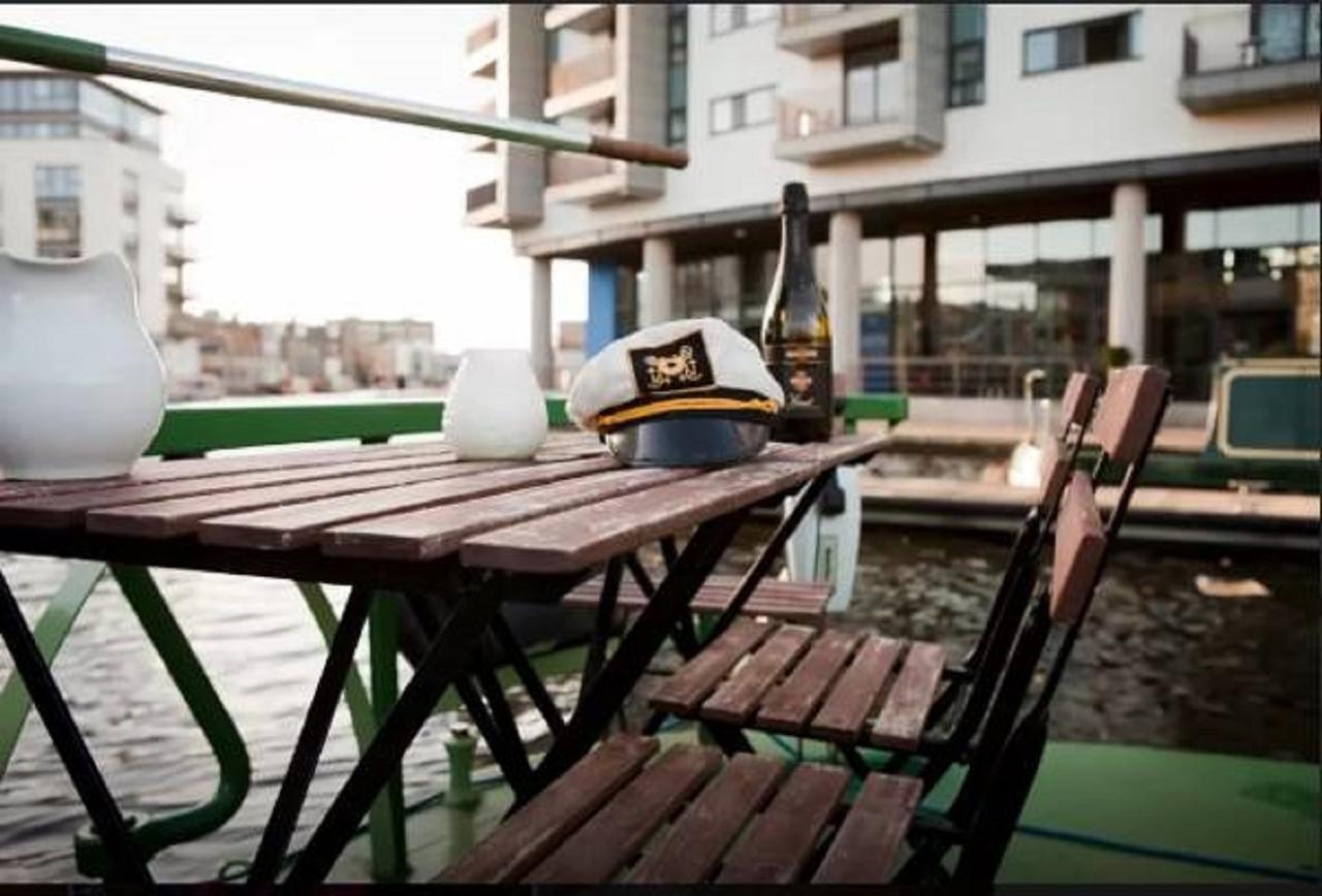 Edinburgh - Houseboats Hotel Exterior photo